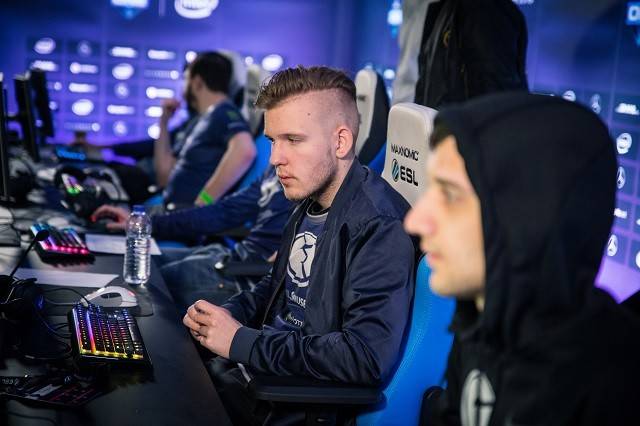 中拿下来之 中拿下来之